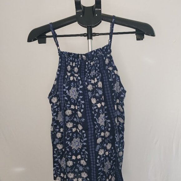Old Navy Blue Flower Tank - Picture 10 of 14